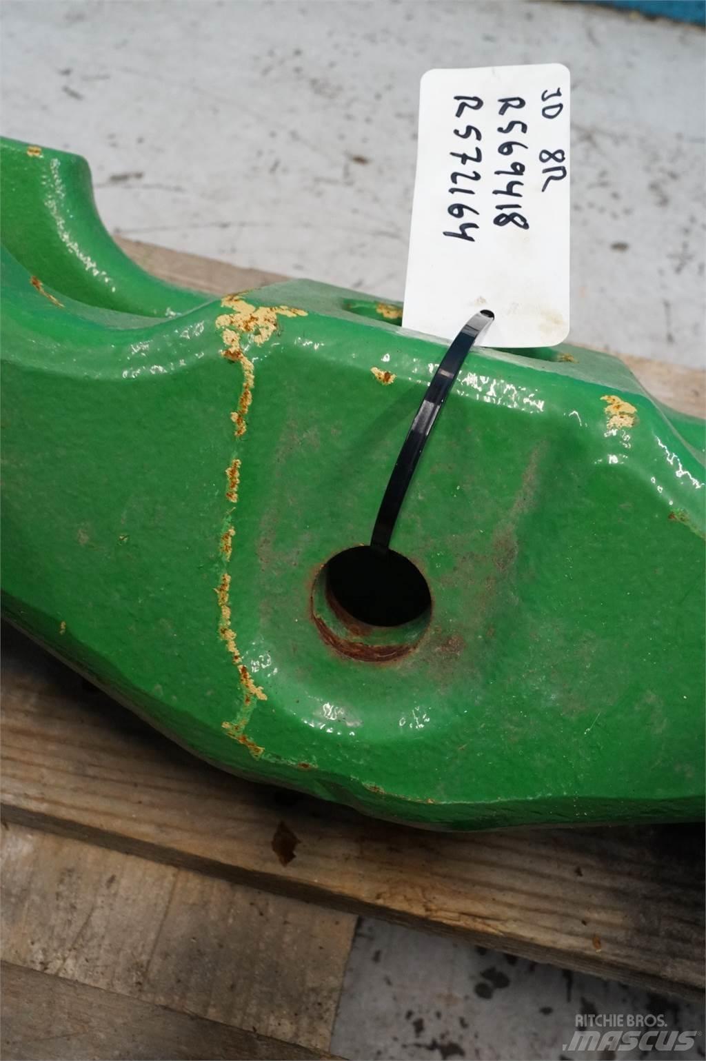 John Deere 8R Предни тежести
