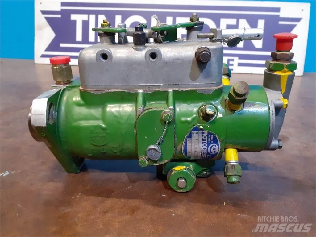 John Deere 935 Двигатели