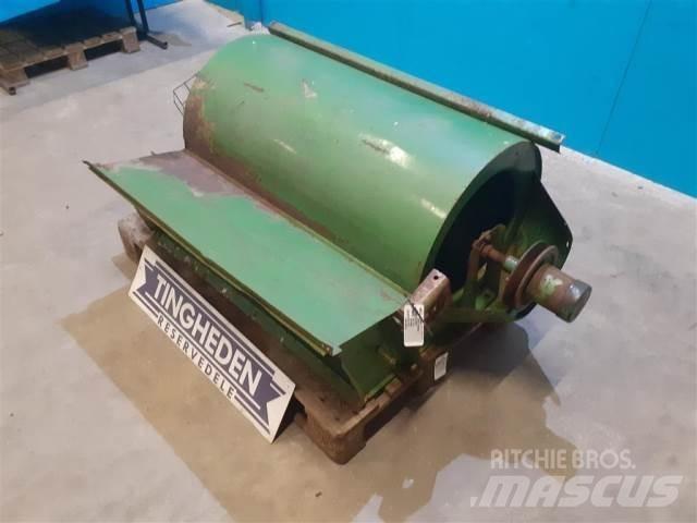 John Deere 955 Разстилачки на пясък и сол