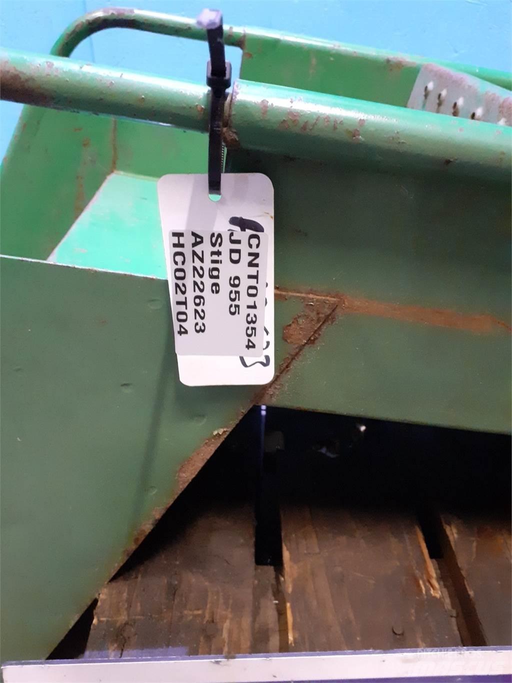 John Deere 955 Кабина