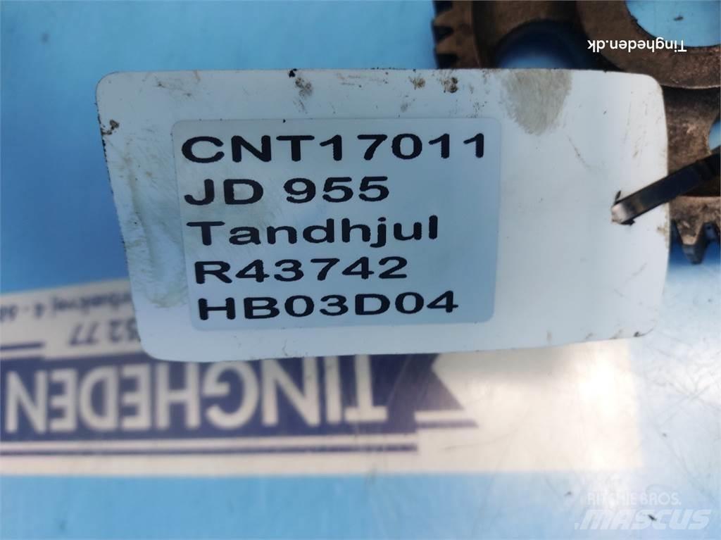 John Deere 955 Двигатели