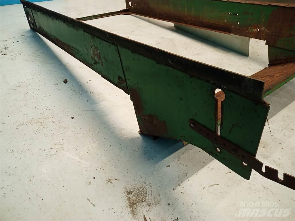 John Deere 965 Разстилачки на пясък и сол