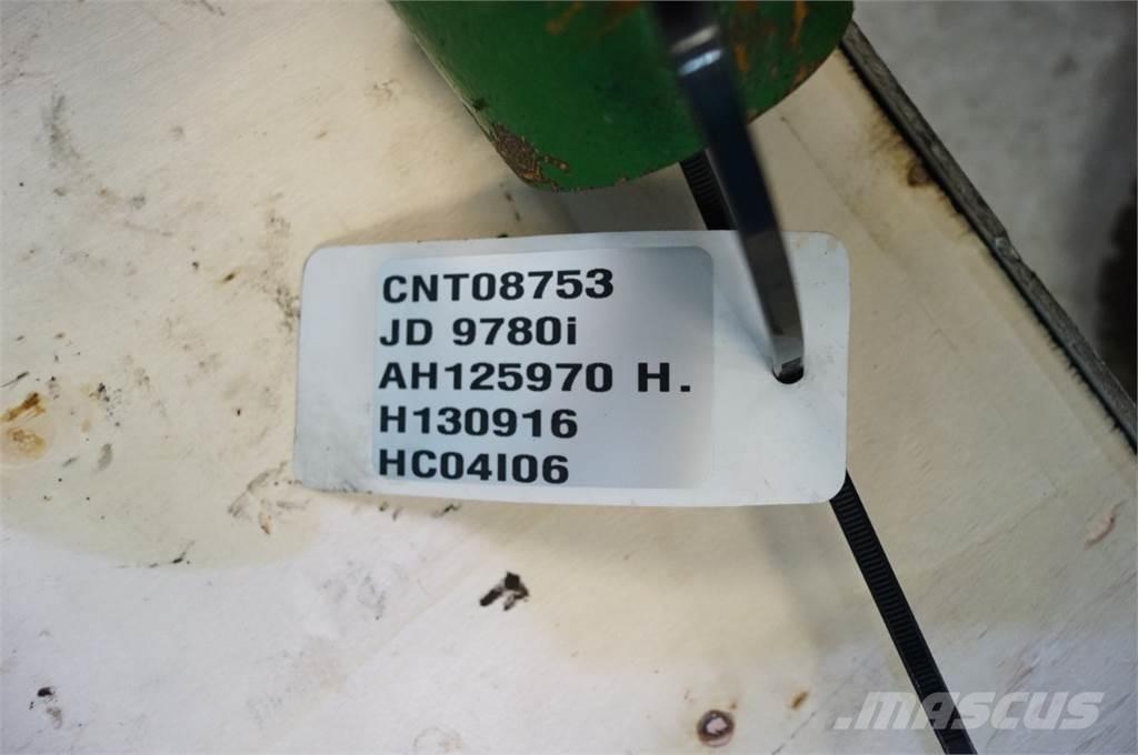 John Deere 9780 Разстилачки на пясък и сол
