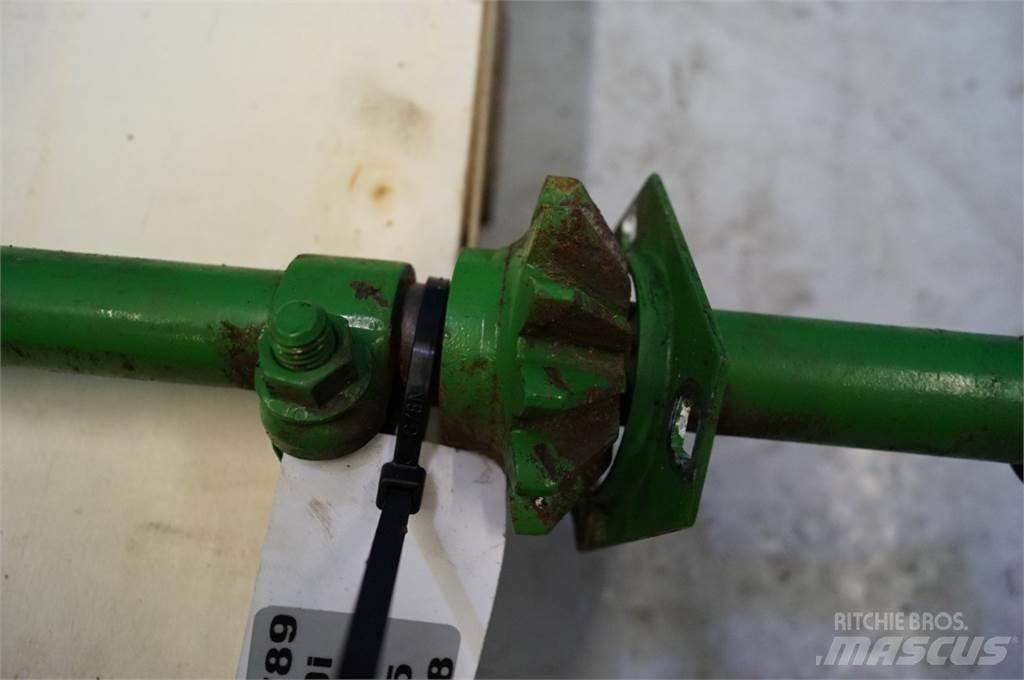 John Deere 9780 Разстилачки на пясък и сол