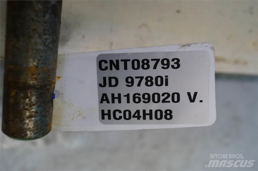 John Deere 9780 Разстилачки на пясък и сол