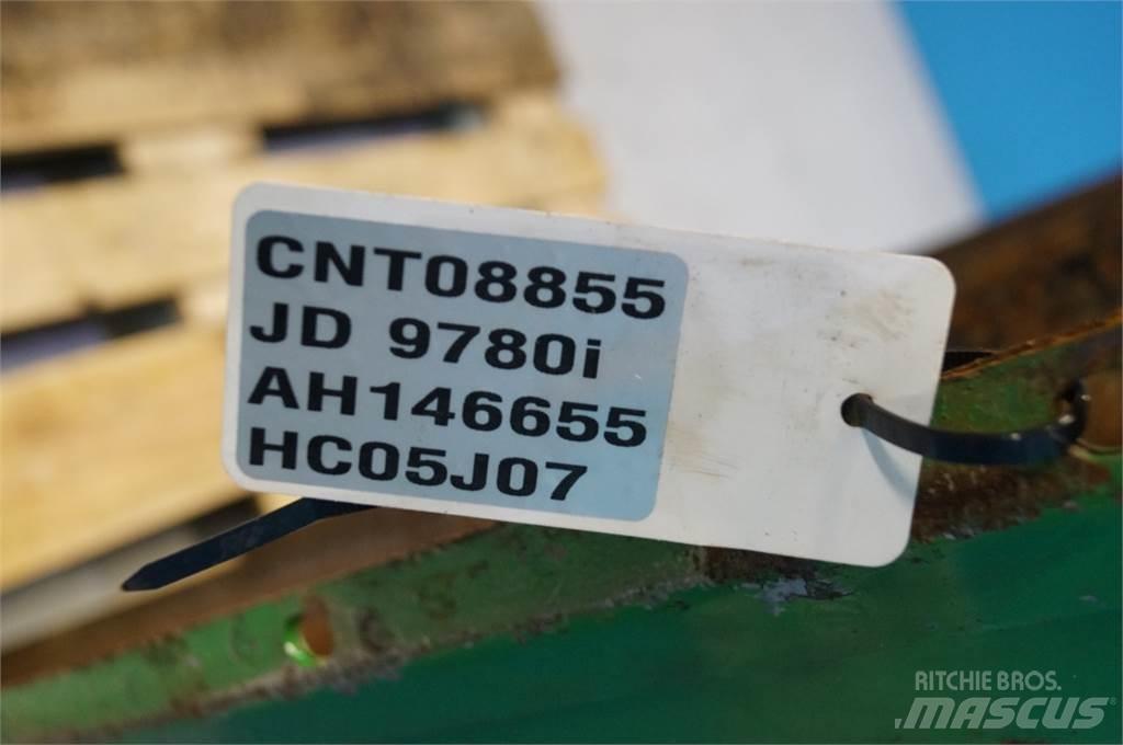 John Deere 9780 Разстилачки на пясък и сол