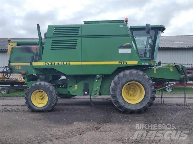 John Deere CTS Комбайни