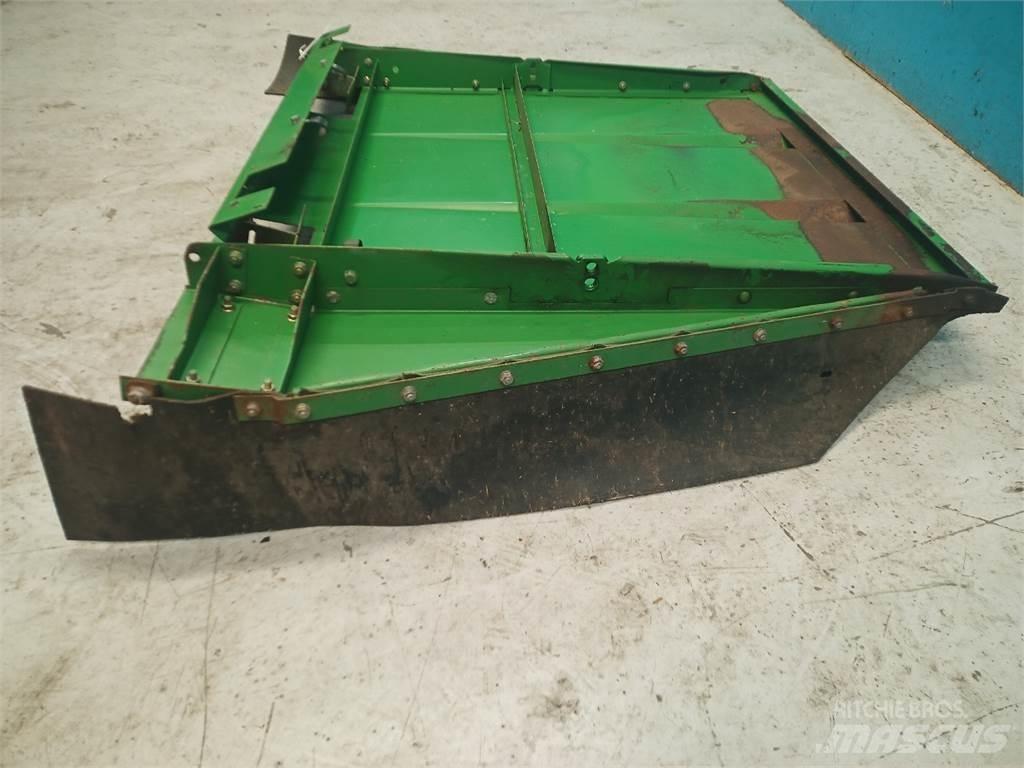 John Deere CTS Разстилачки на пясък и сол