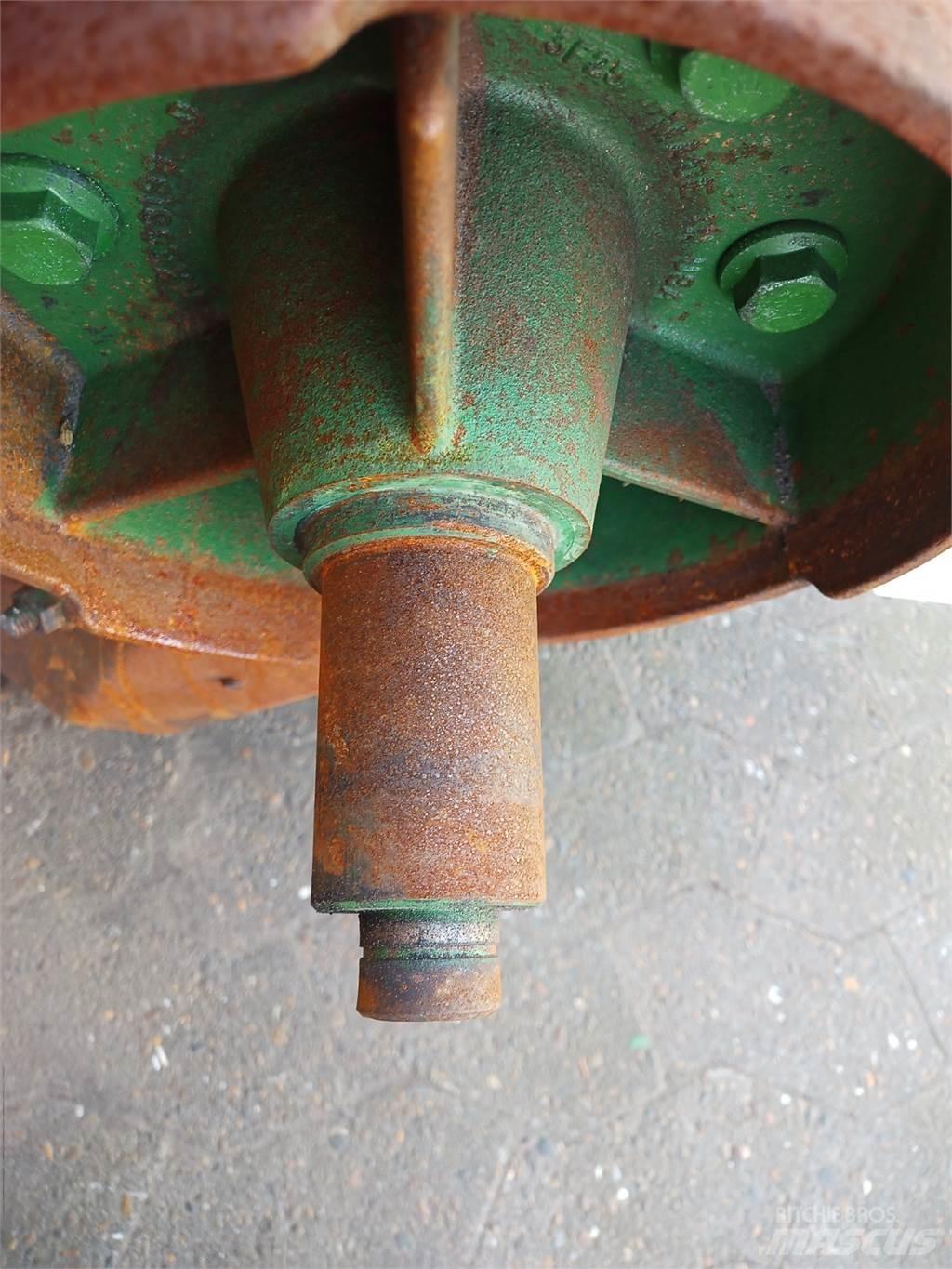 John Deere S670 Аксесоари  за комбайни