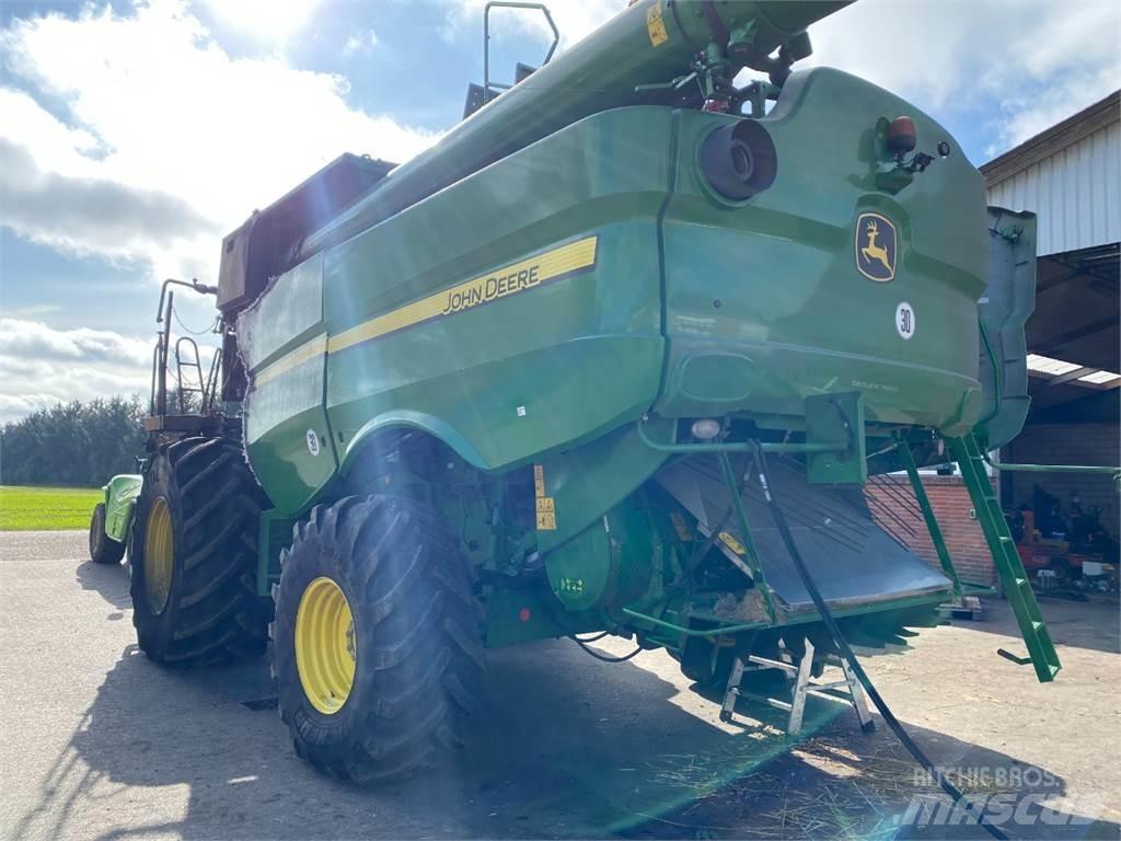 John Deere S670I Комбайни