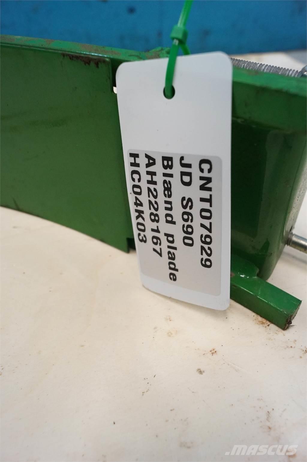 John Deere S690 Аксесоари  за комбайни