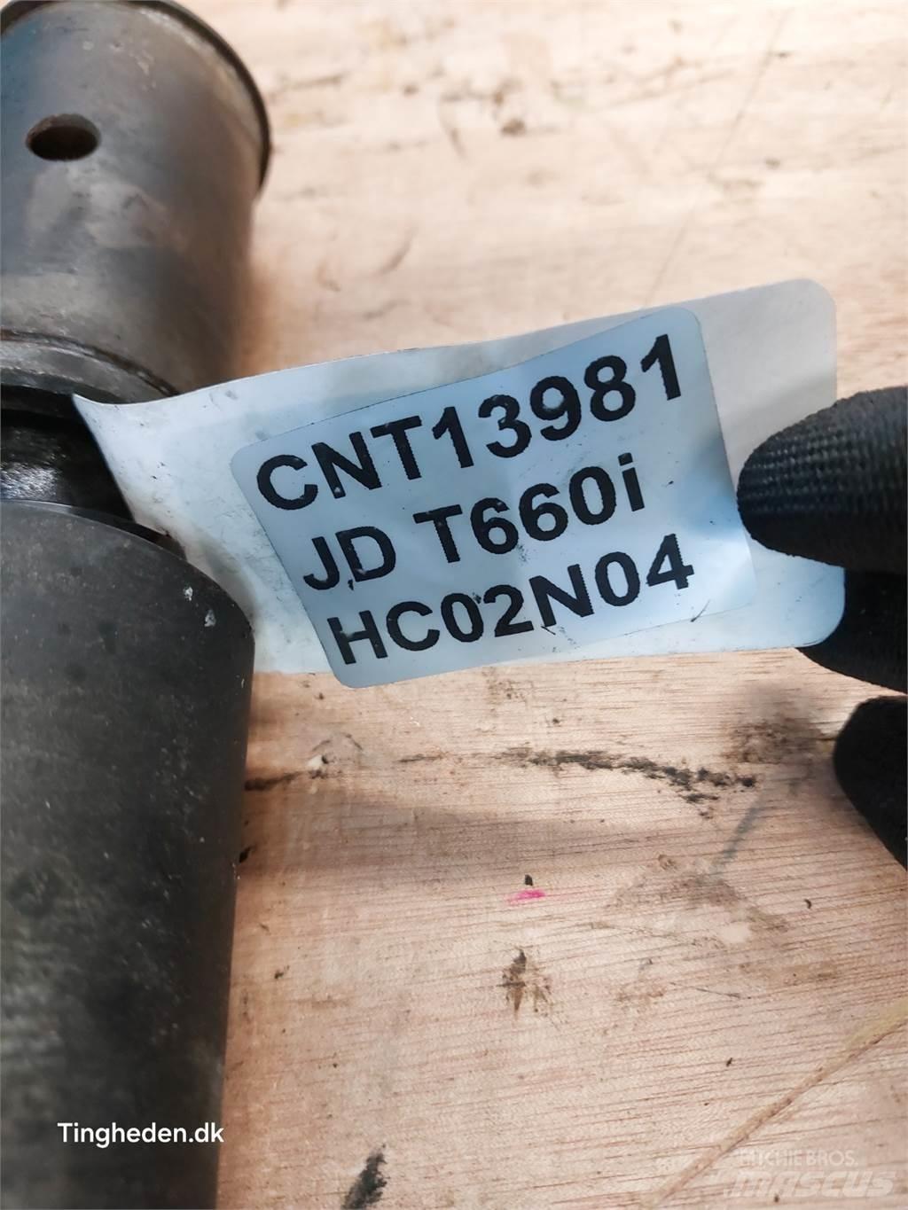 John Deere T660i Предаване