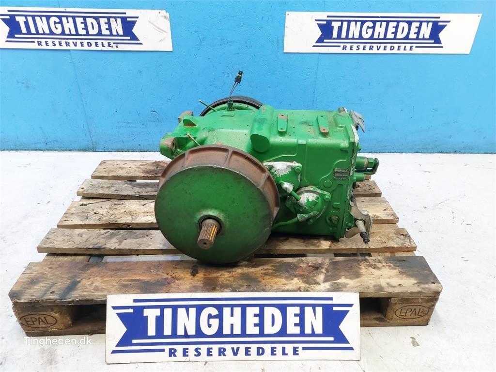 John Deere T660I Предаване
