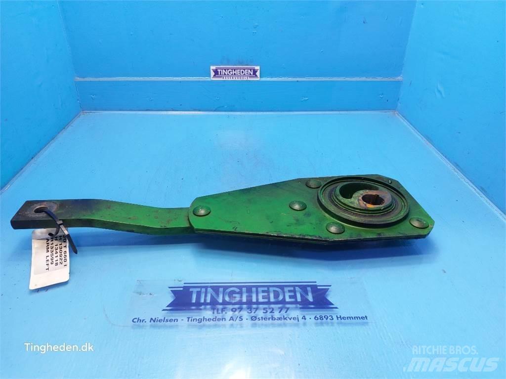 John Deere T660I Разстилачки на пясък и сол