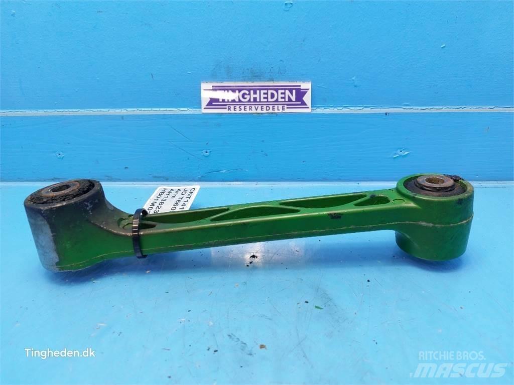 John Deere T660I Разстилачки на пясък и сол