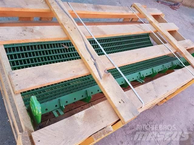 John Deere T670 Аксесоари  за комбайни