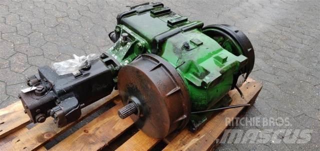 John Deere T670I Хидравлични