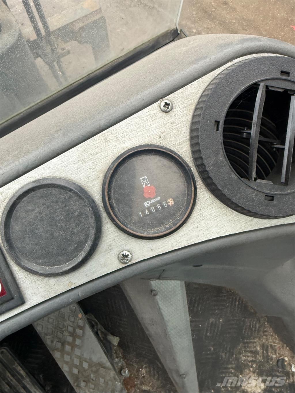 Kalmar DCD80-6 Дизелови камиони