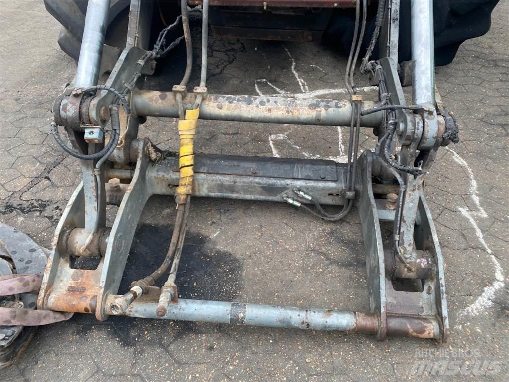 Lännen 8600C Товарач със заден ексватор