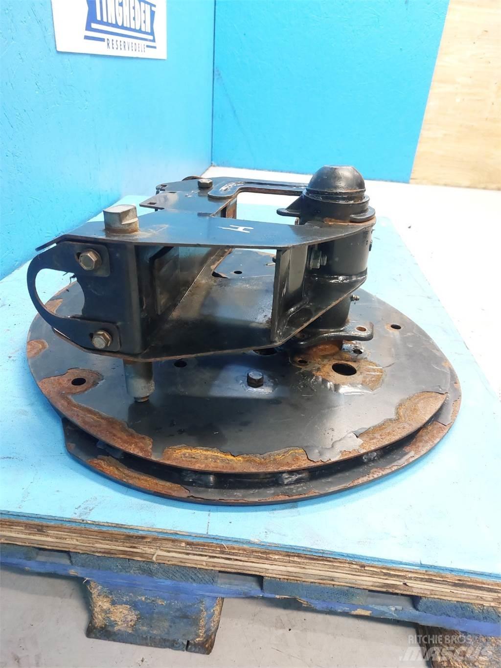 MacDon D60 Аксесоари  за комбайни