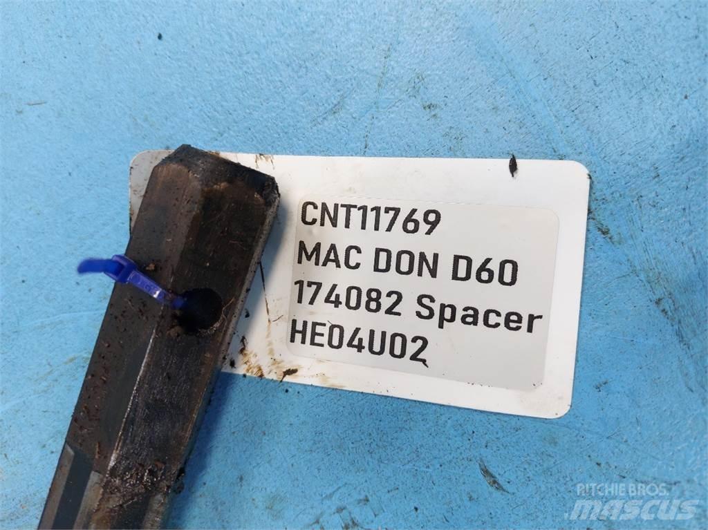 MacDon D60 Аксесоари  за комбайни