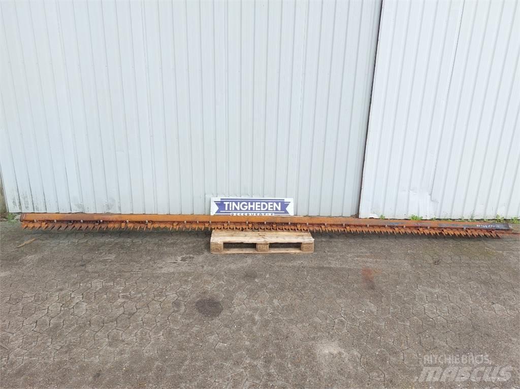 MacDon D60 Аксесоари  за комбайни