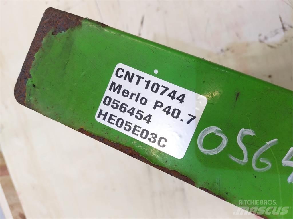 Merlo P40.7 Пресяващи кофи
