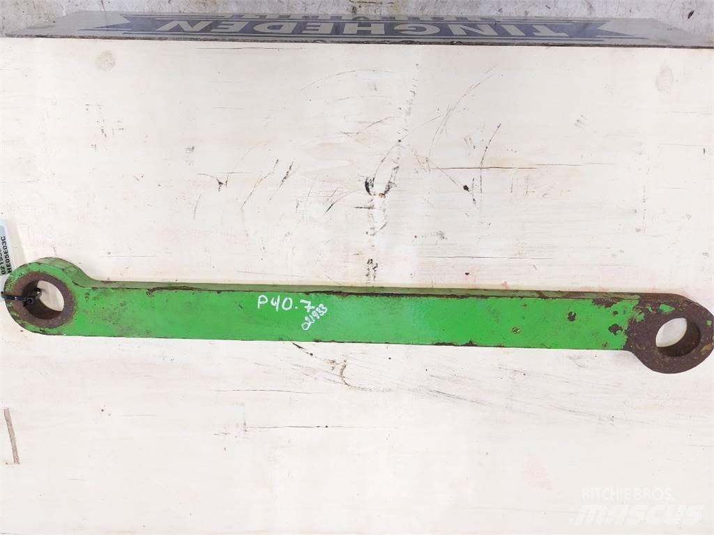 Merlo P40.7 Стрели и рамена
