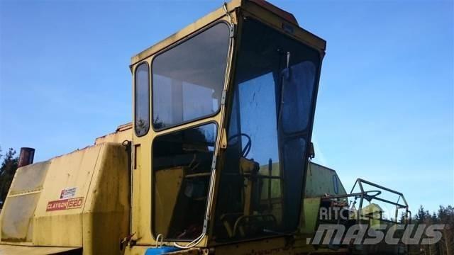New Holland 1520 Кабина