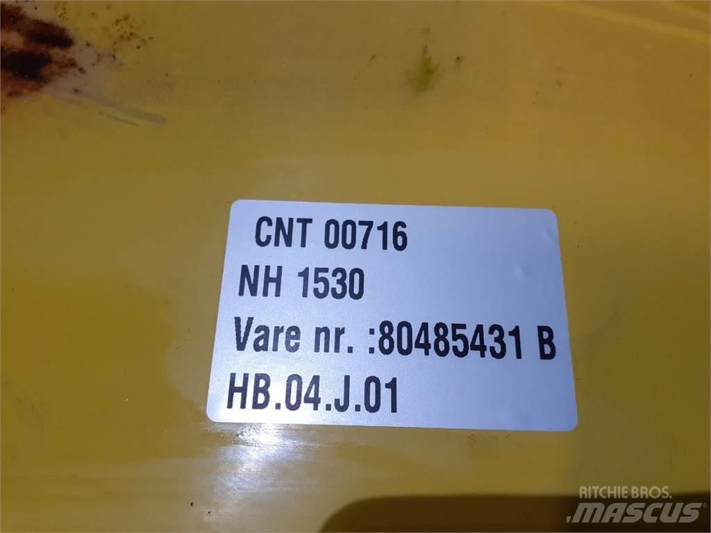 New Holland 1530 Разстилачки на пясък и сол