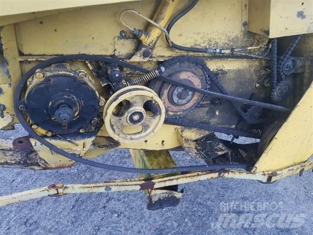 New Holland 24 Аксесоари  за комбайни