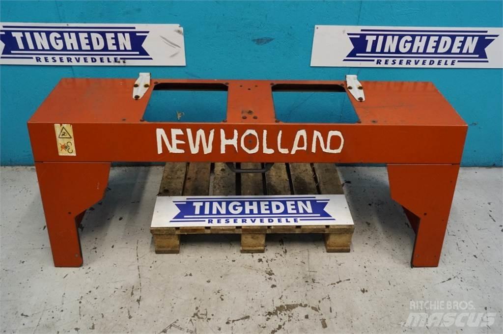 New Holland 4860 Пресяващи кофи
