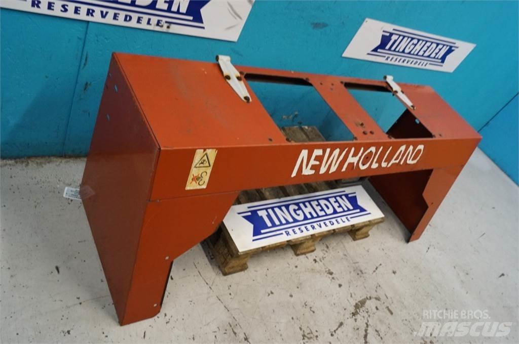 New Holland 4860 Пресяващи кофи
