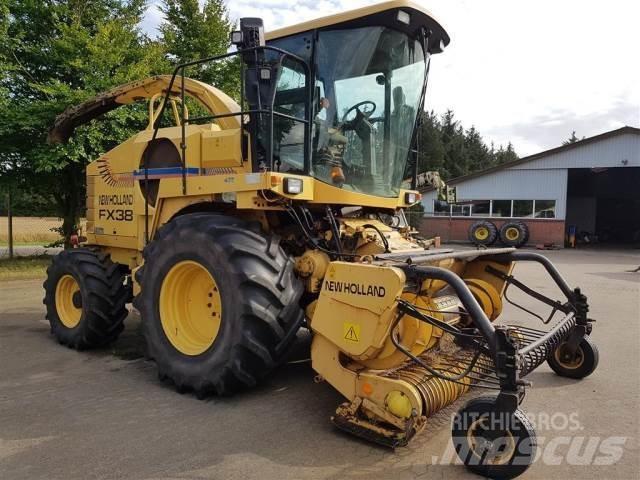 New Holland FX38 Самоходни фуражири