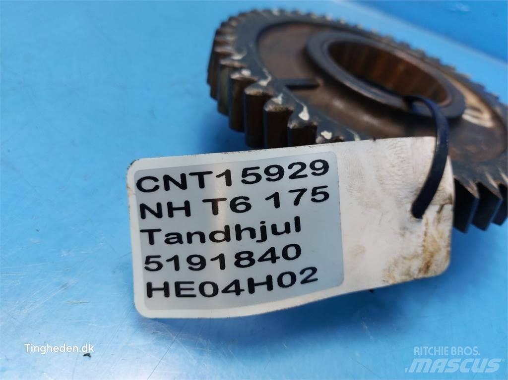 New Holland T6 Предаване