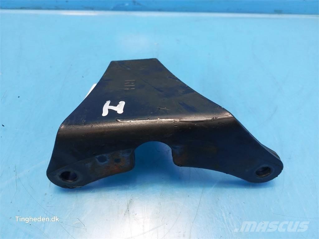 New Holland T6 Кабина