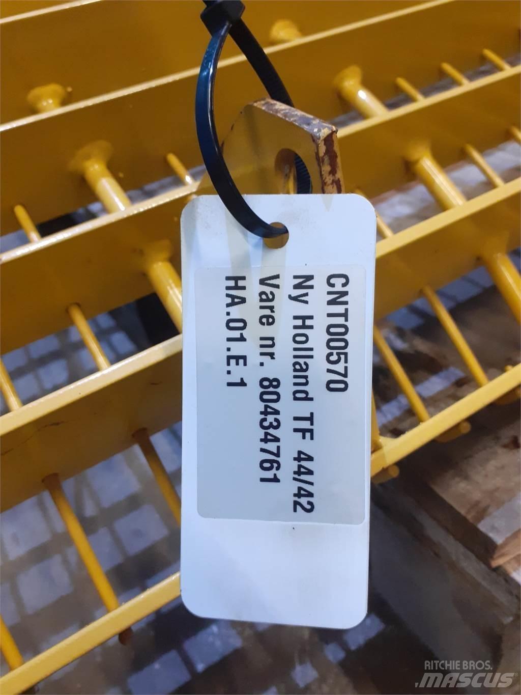 New Holland TF44 Аксесоари  за комбайни