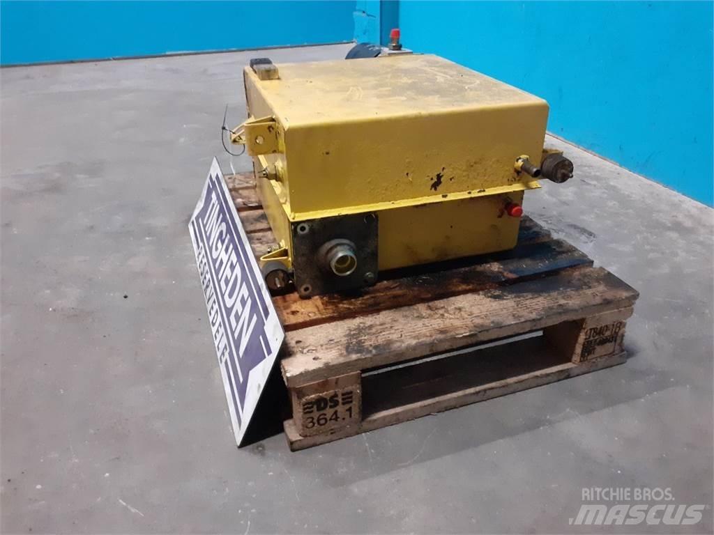 New Holland TF78 Хидравлични