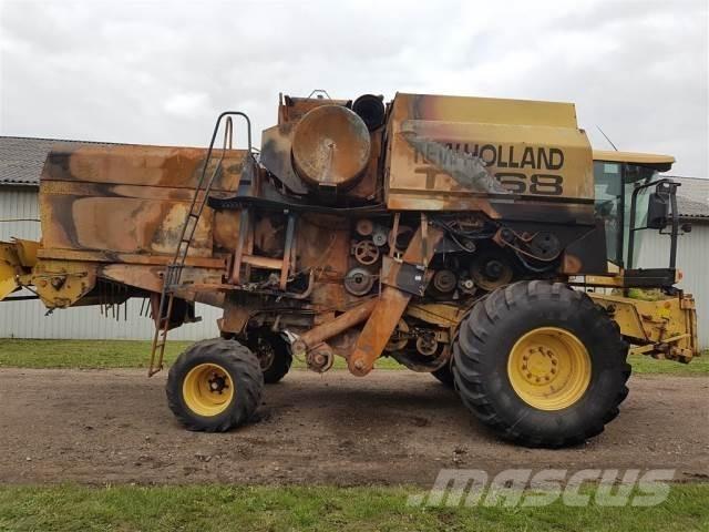 New Holland TX68 Комбайни