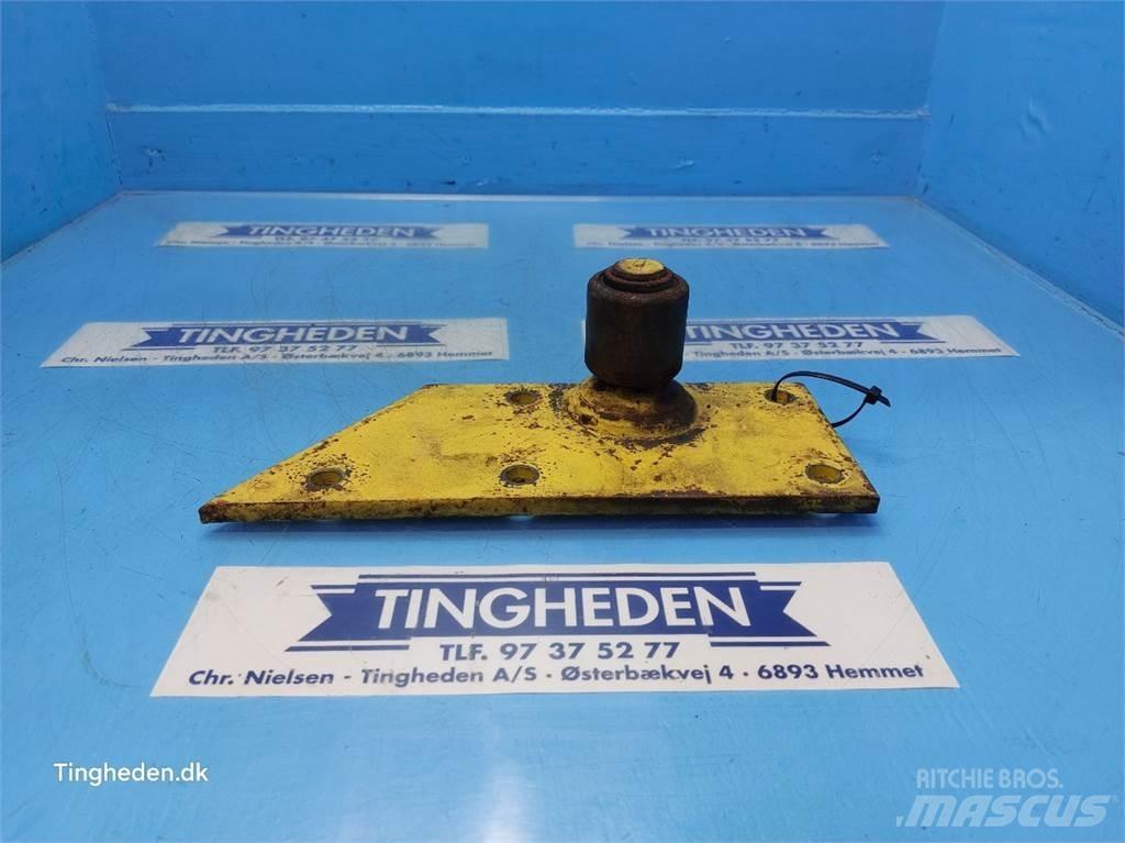 New Holland TX68 Разстилачки на пясък и сол