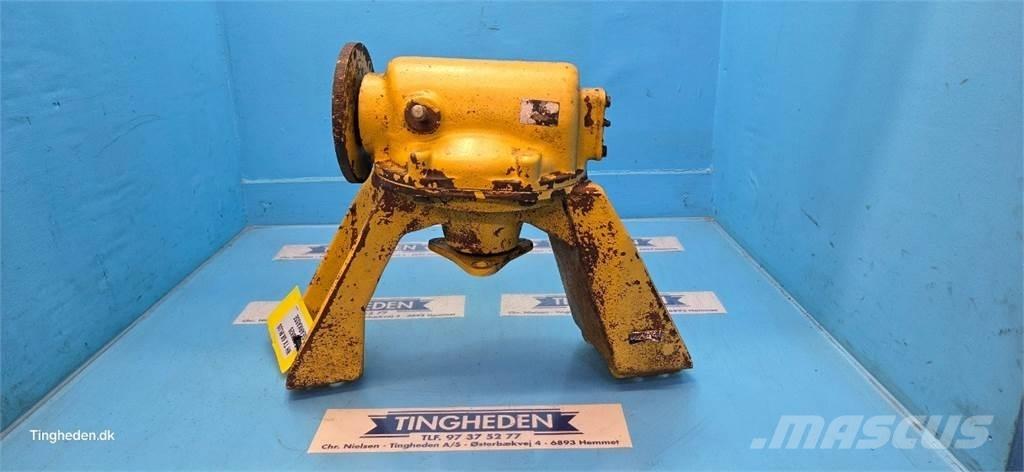 New Holland TX68 Предаване