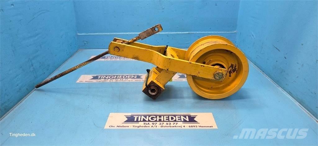 New Holland TX68 Разстилачки на пясък и сол