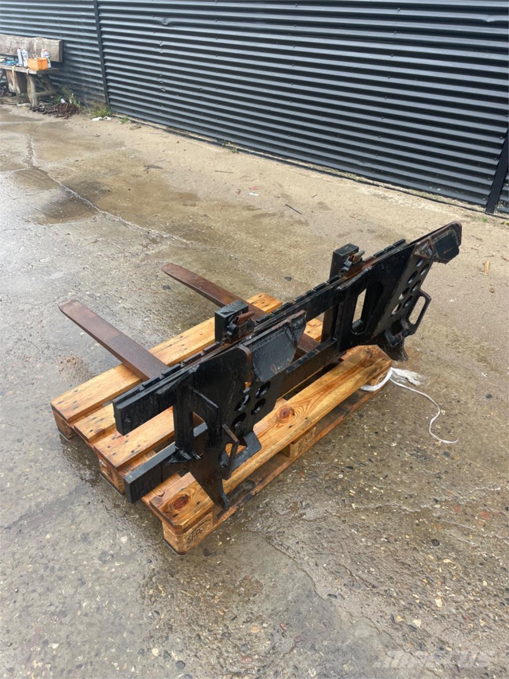  Pallegaffelsæt Вили