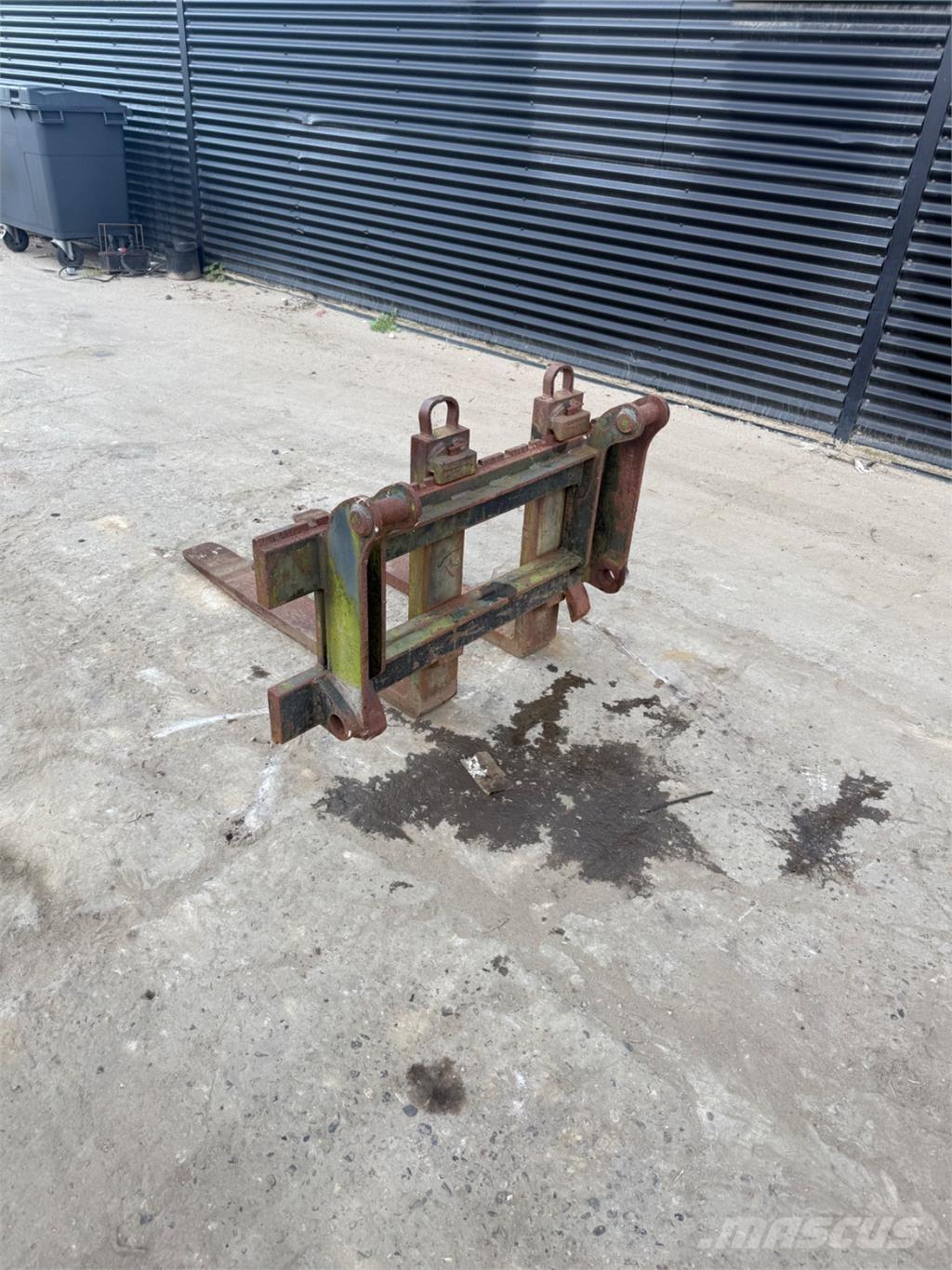  Pallegaffelsæt Вили