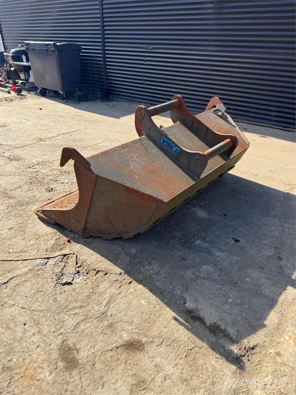  Svensker planer Кофи