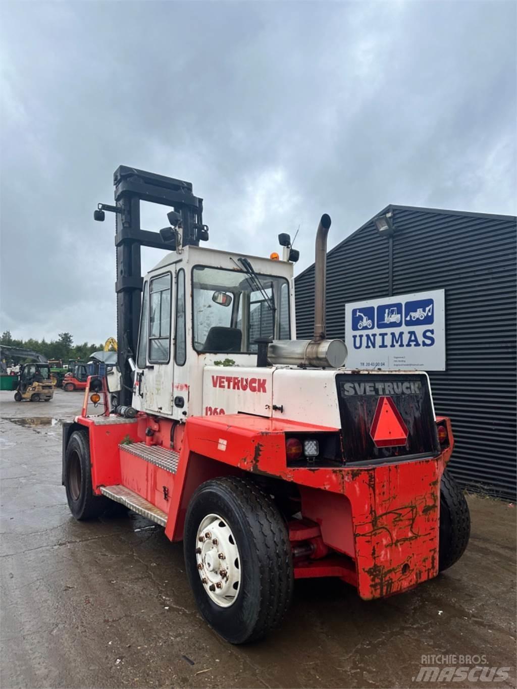 Svetruck 1260-30 Дизелови камиони