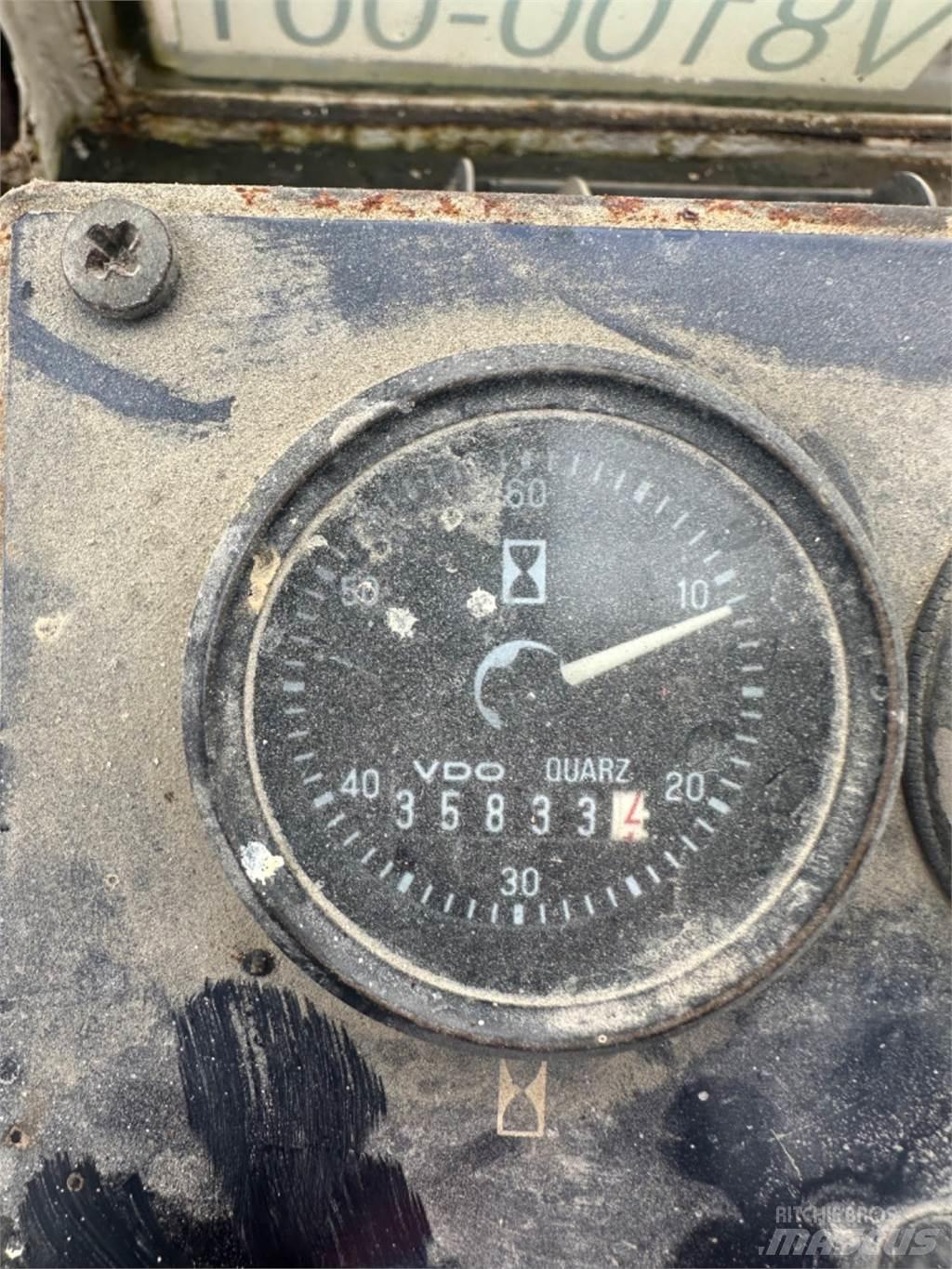 Svetruck 18-1200 Дизелови камиони