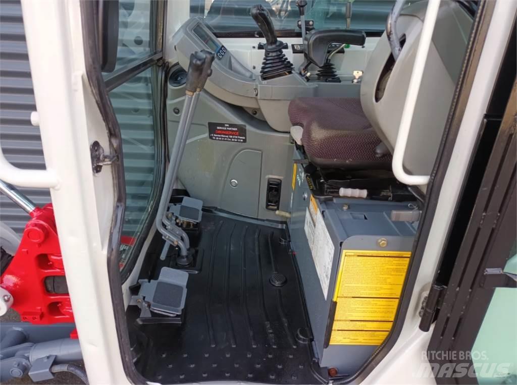 Takeuchi tb216 Мини екскаватори < 7 т