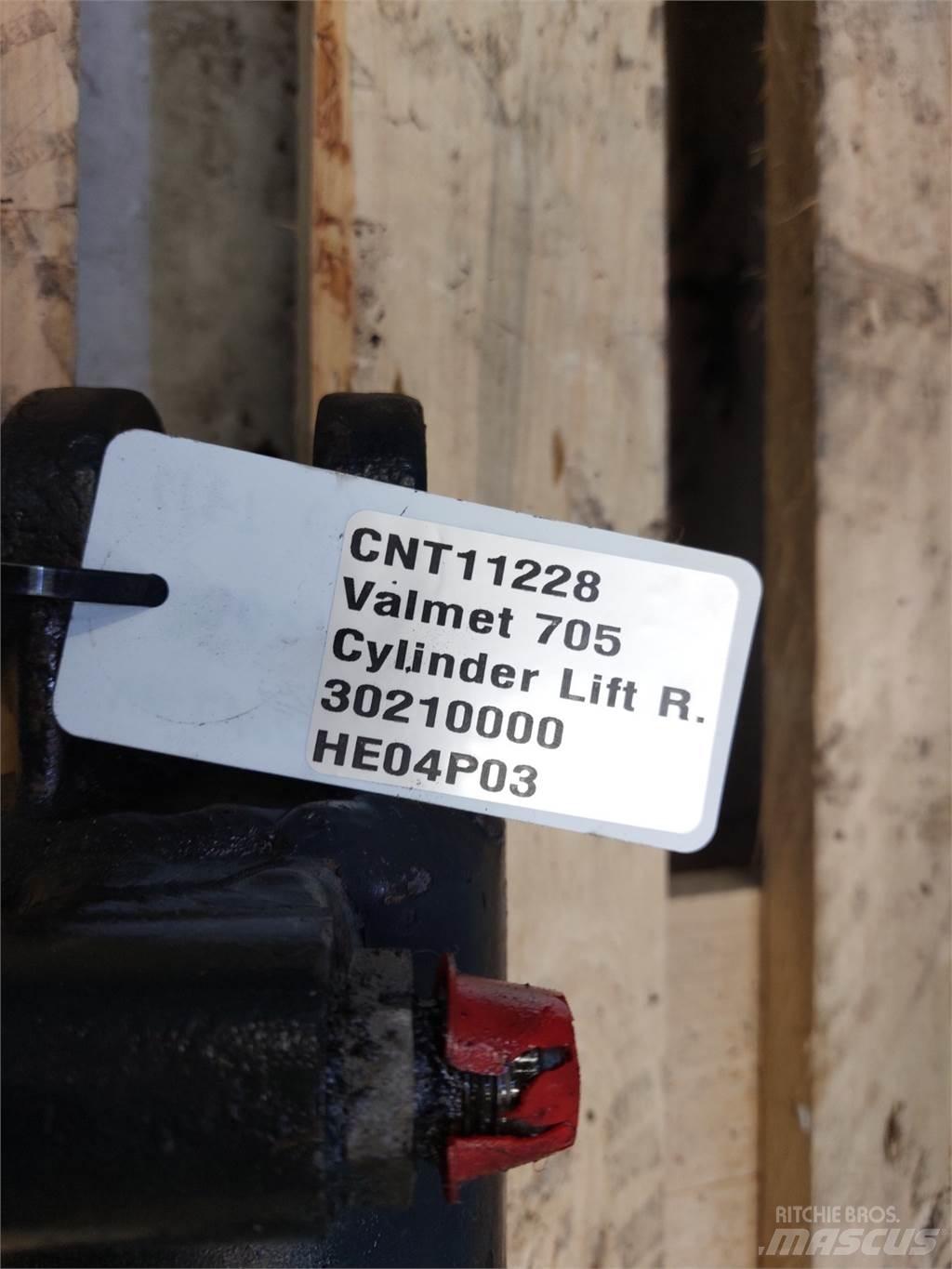 Valmet 705 Хидравлични