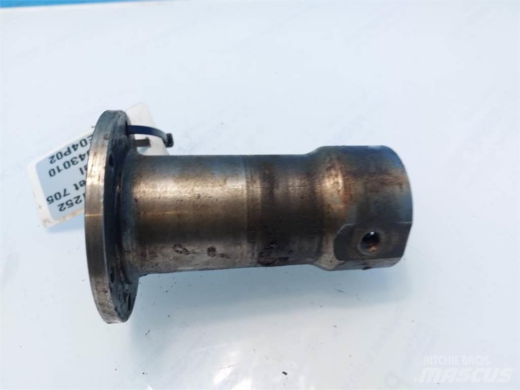 Valmet 705 Предаване